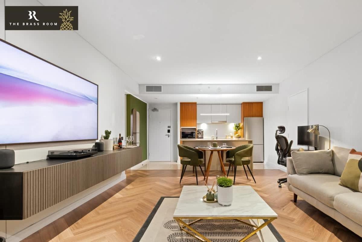The Brass Pineapple Surfers Paradise 4217 Gold Coast